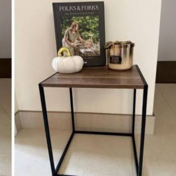 Mini Accent Table - Picture 3 of 7